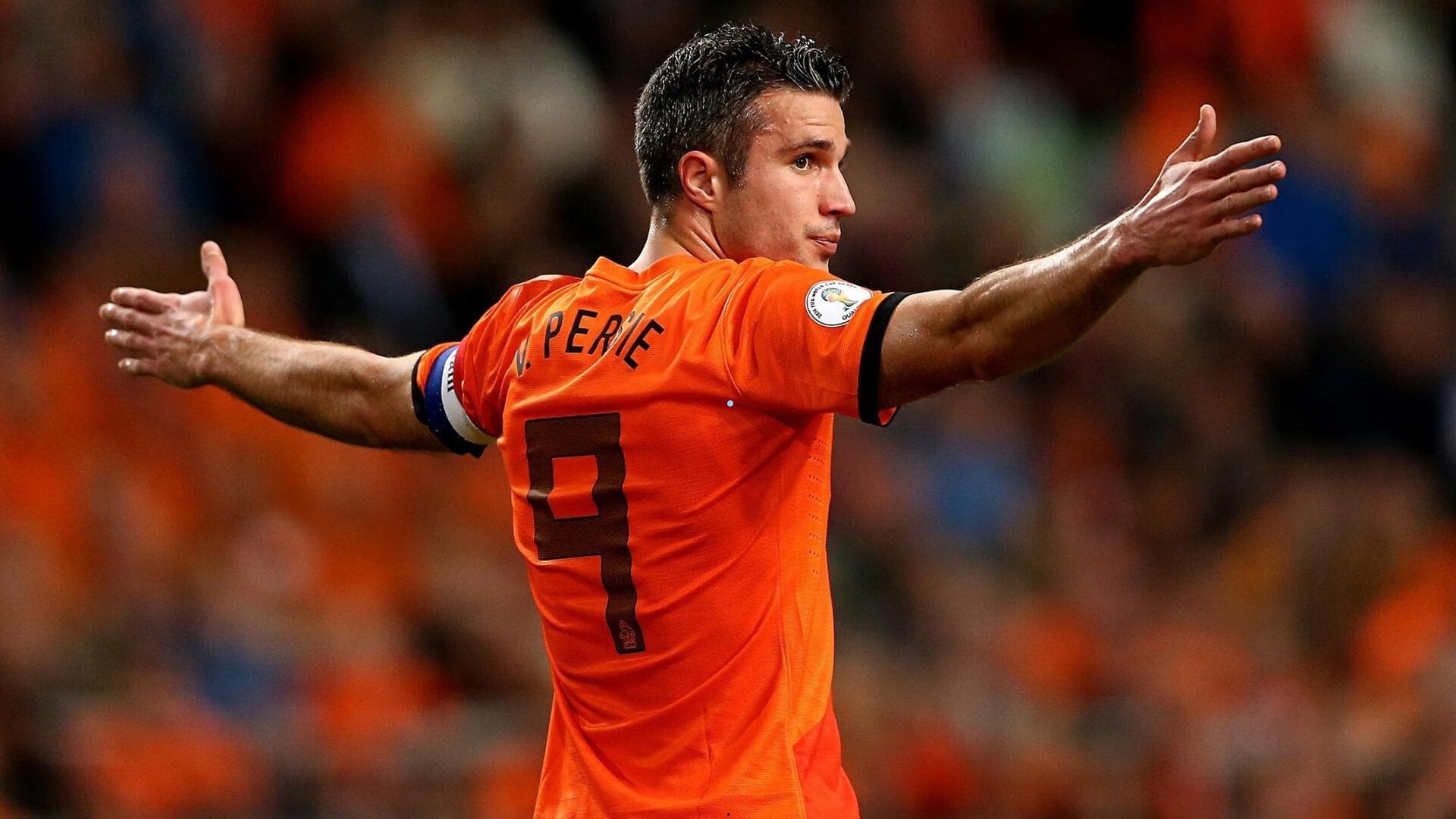 弗莱彻坦言球员心态脆弱，新主帅需专注信心重塑